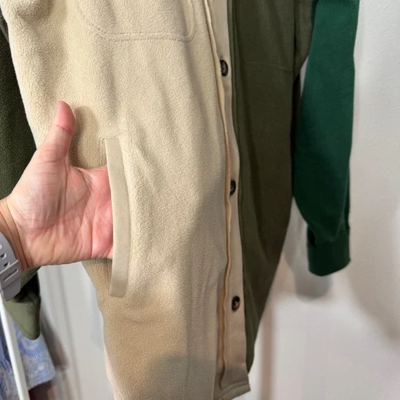 BIBI Two-Tone Green and Cream Button-Up Jacket - Picture 5 of 8